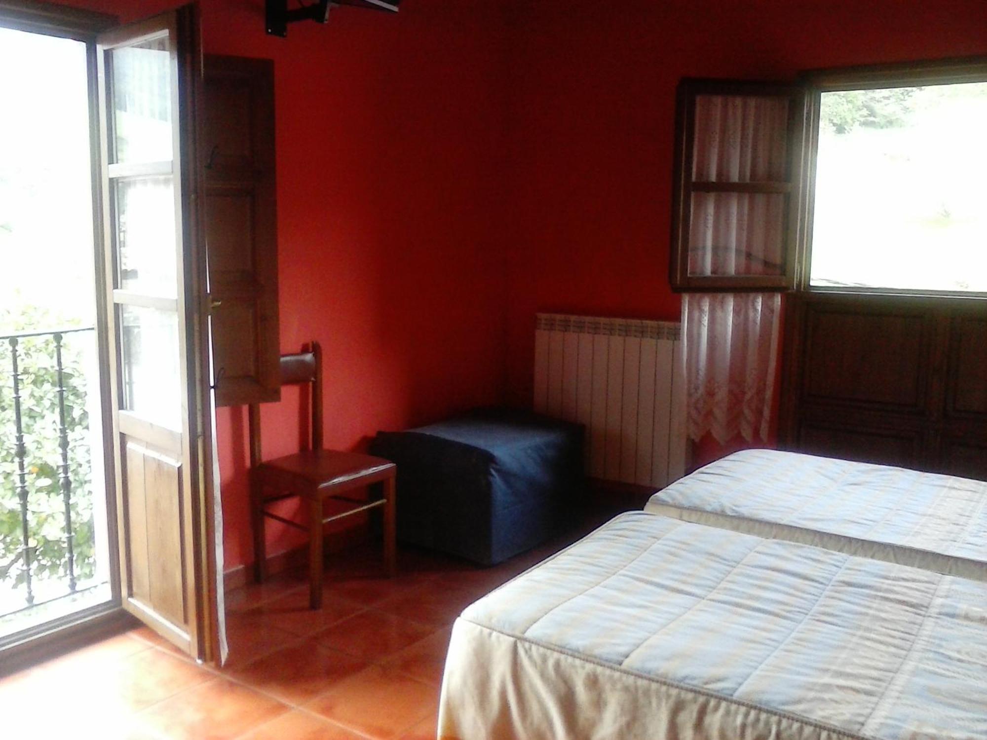 Hotel Rural La Casona Del Fraile Colunga Exterior photo